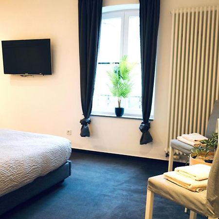 Haus Im Gruenen Fuer 6 Personen-3 Schlafzimmer- 3 Baedern -Waschmaschine-Grosse Terrasse- Vollausgestattete Kueche Wolfsburg Ngoại thất bức ảnh