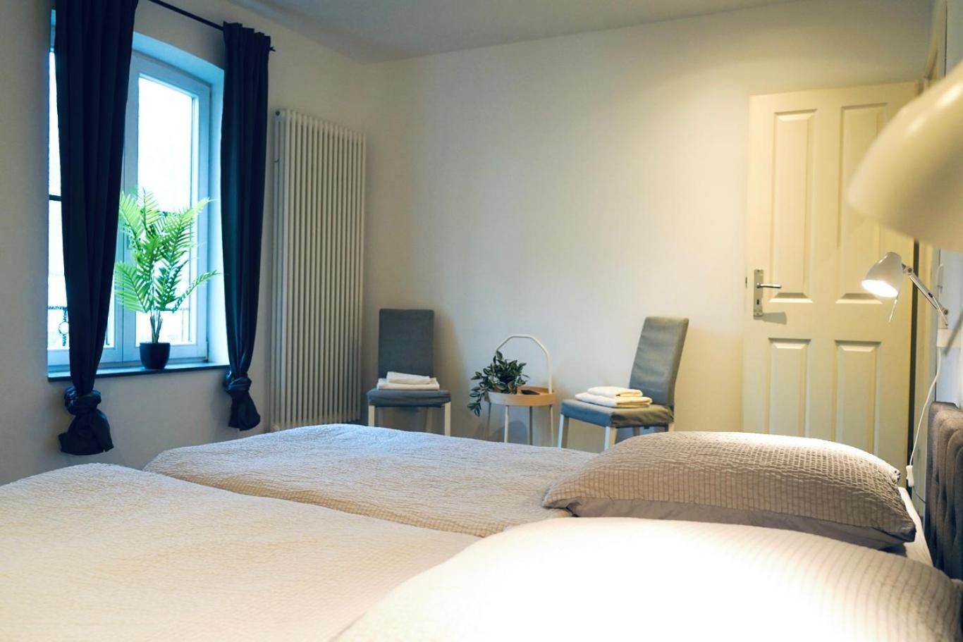 Haus Im Gruenen Fuer 6 Personen-3 Schlafzimmer- 3 Baedern -Waschmaschine-Grosse Terrasse- Vollausgestattete Kueche Wolfsburg Ngoại thất bức ảnh