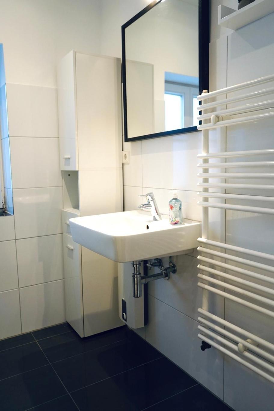 Haus Im Gruenen Fuer 6 Personen-3 Schlafzimmer- 3 Baedern -Waschmaschine-Grosse Terrasse- Vollausgestattete Kueche Wolfsburg Ngoại thất bức ảnh