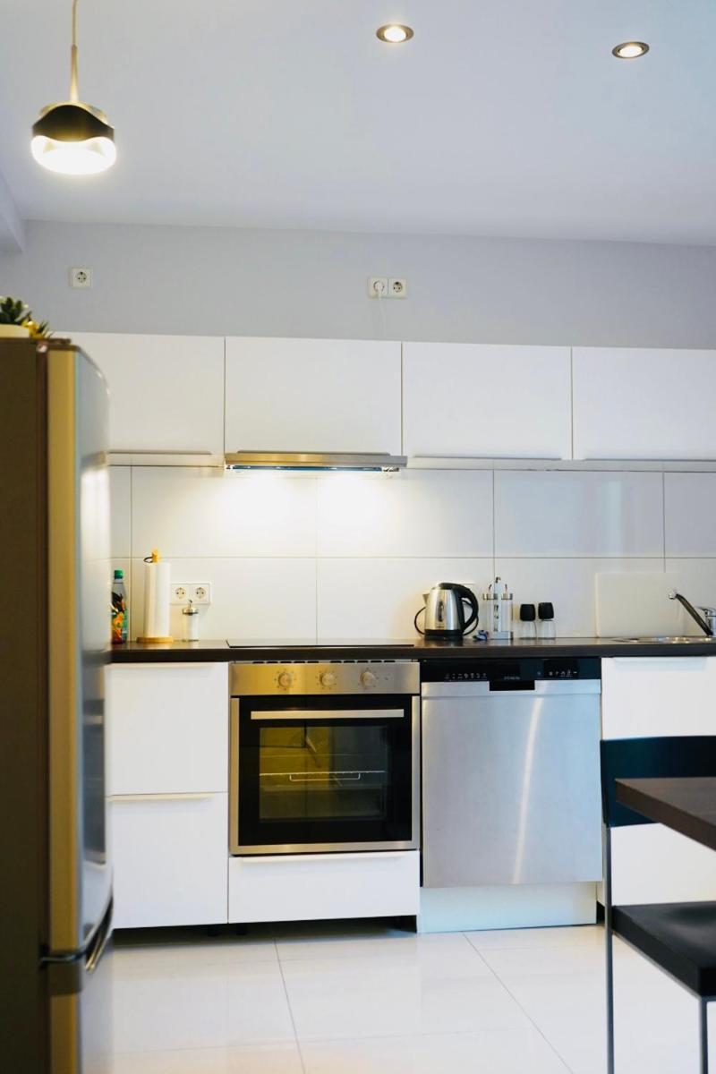 Haus Im Gruenen Fuer 6 Personen-3 Schlafzimmer- 3 Baedern -Waschmaschine-Grosse Terrasse- Vollausgestattete Kueche Wolfsburg Ngoại thất bức ảnh